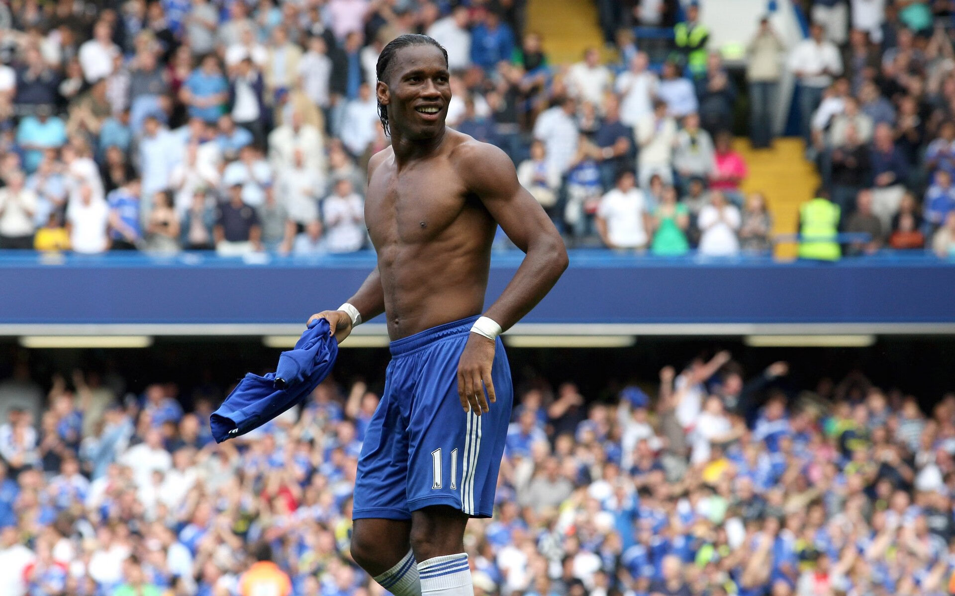 九游-Rookie回归赛场，败北首场状态亮眼，切尔西观众沸腾！